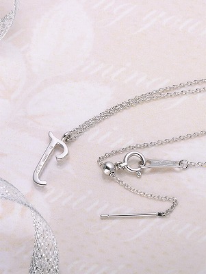 イエローゴールドネックレス