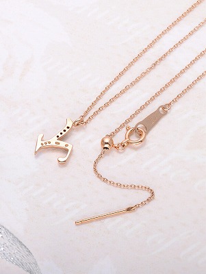 イエローゴールドネックレス