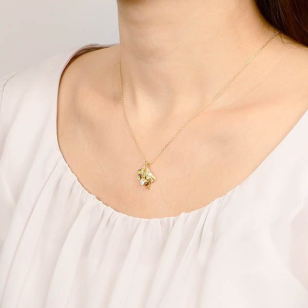 イエローゴールドネックレス