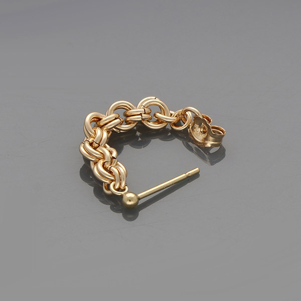 ゴールドフィルドピアス