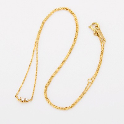 ゴールドネックレス