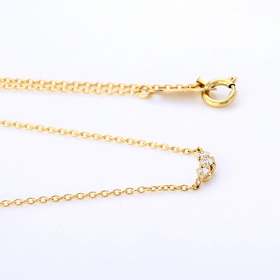 ゴールドネックレス