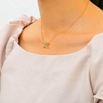 イエローゴールドネックレス