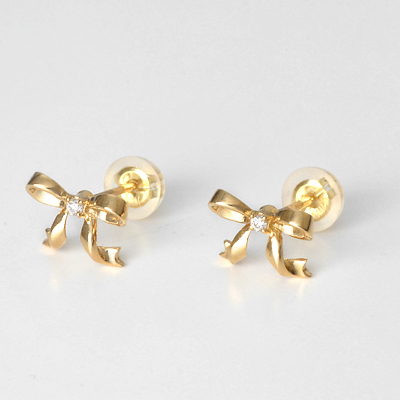 ゴールドピアス