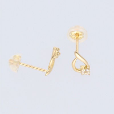 イエローゴールドピアス