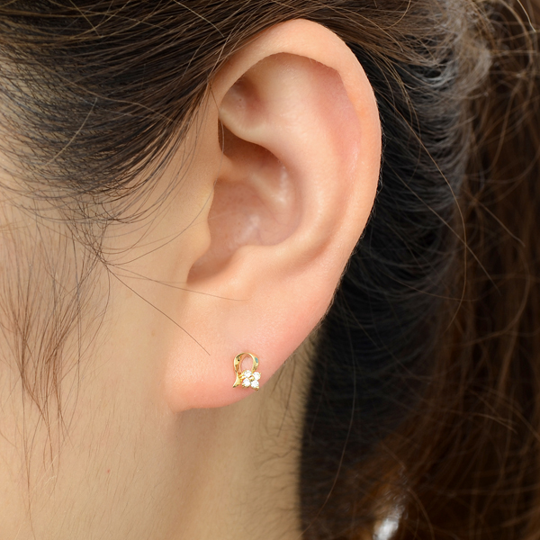 イエローゴールドピアス