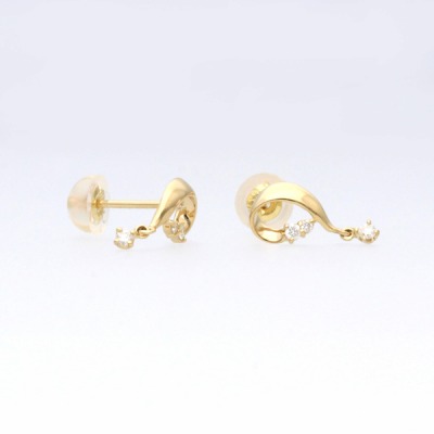 イエローゴールドピアス