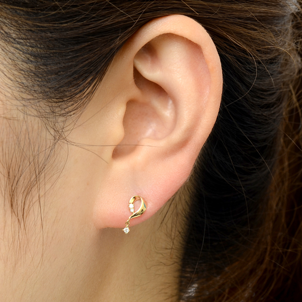 イエローゴールドピアス