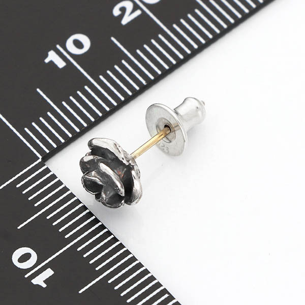 シルバースタッドピアス(片耳用)