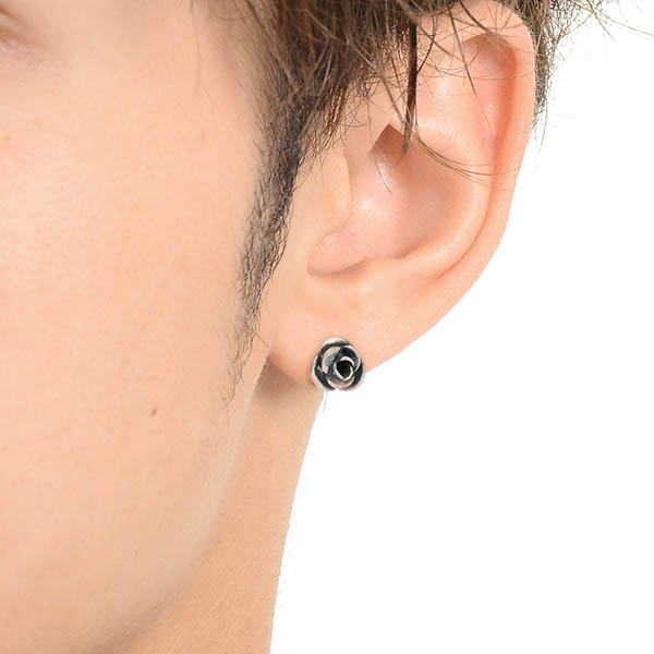 シルバースタッドピアス(片耳用)