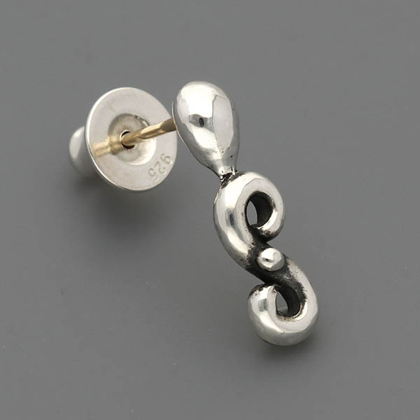 シルバーピアス(片耳用)