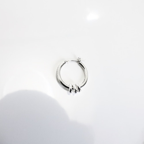 シルバーピアス