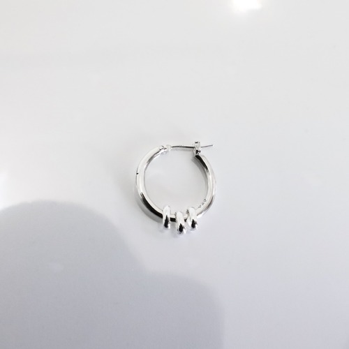 シルバーピアス