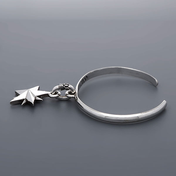 シルバーバングル