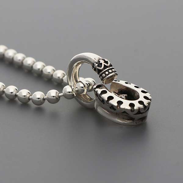 シルバーペンダント