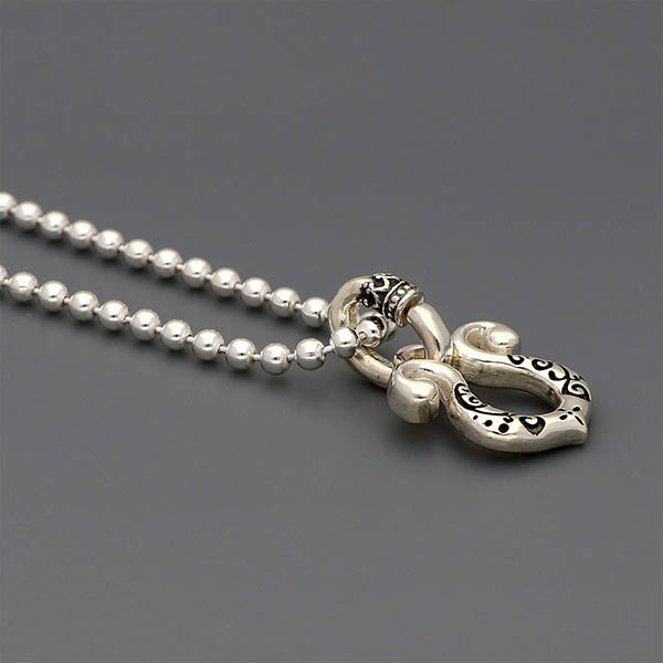 シルバーペンダント