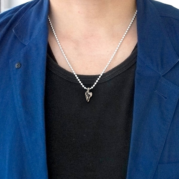 シルバーチェーンネックレス