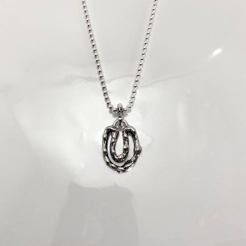 シルバーネックレス