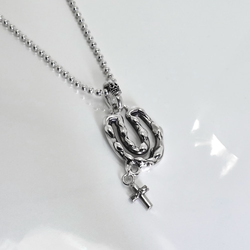 シルバーネックレス