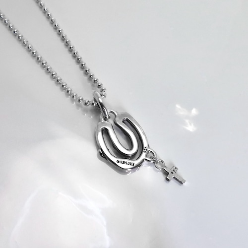 シルバーネックレス