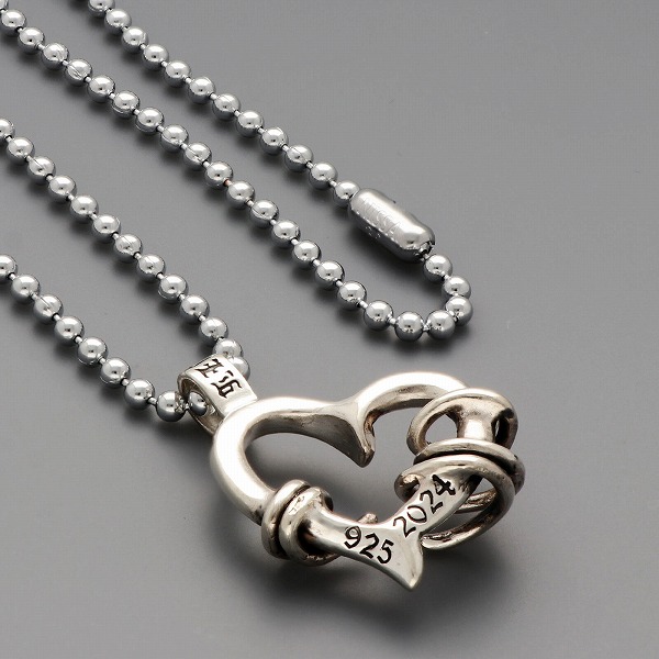 シルバーチェーンネックレス