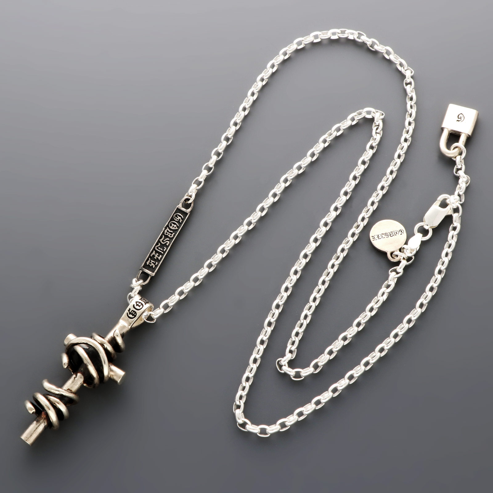 シルバーネックレス