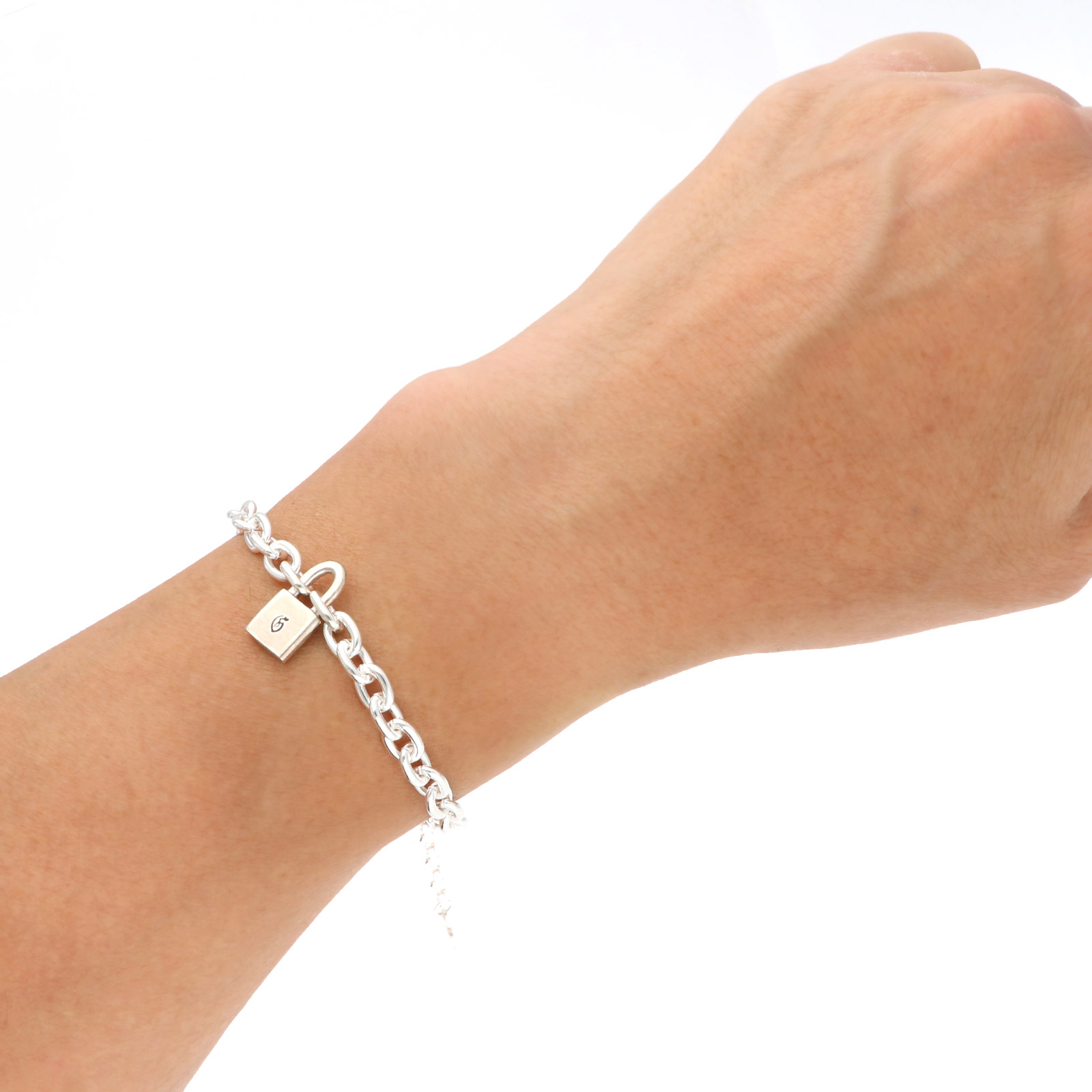 シルバーブレスレット