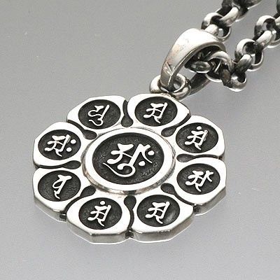 シルバーネックレス