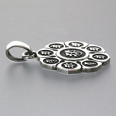 シルバーネックレス