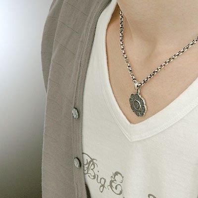 シルバーネックレス