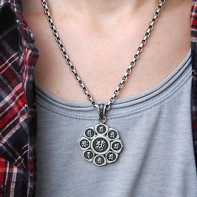 シルバーネックレス