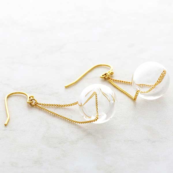 ガラスフックピアス