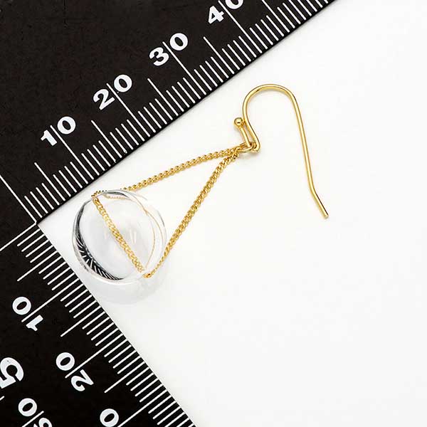 ガラスフックピアス