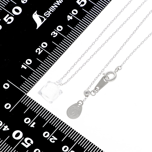 ガラスネックレス