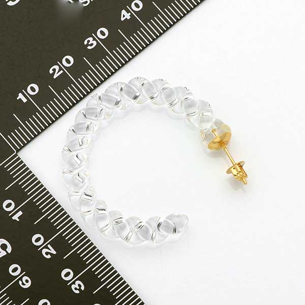 ガラススタッドピアス