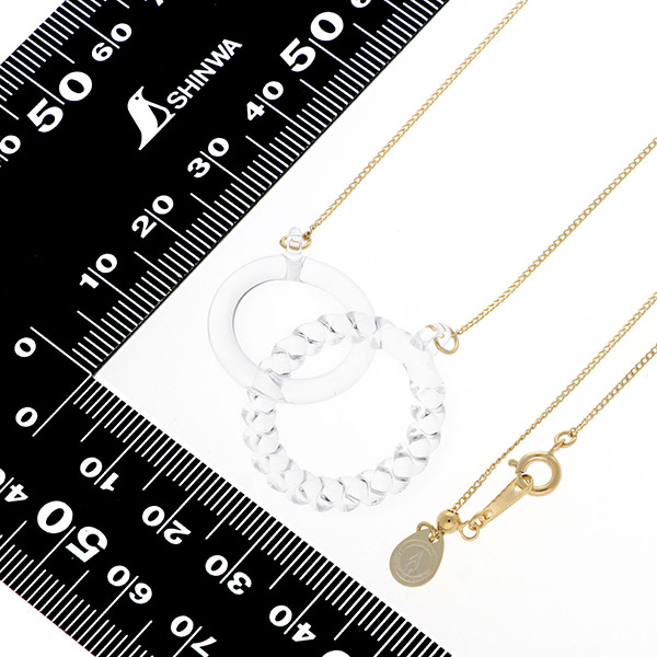 ガラスネックレス