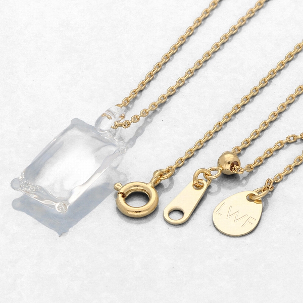 ガラスネックレス