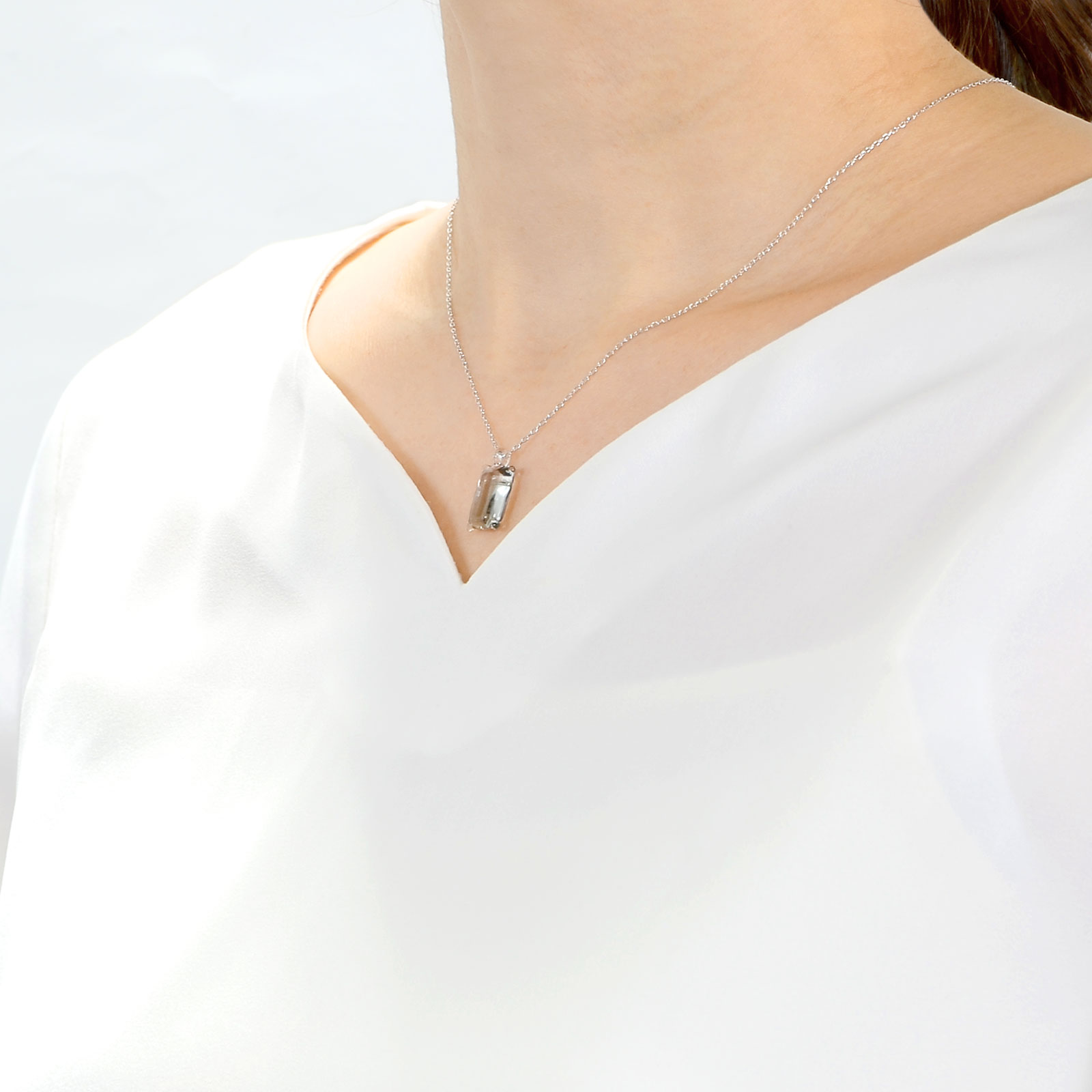 ガラスネックレス