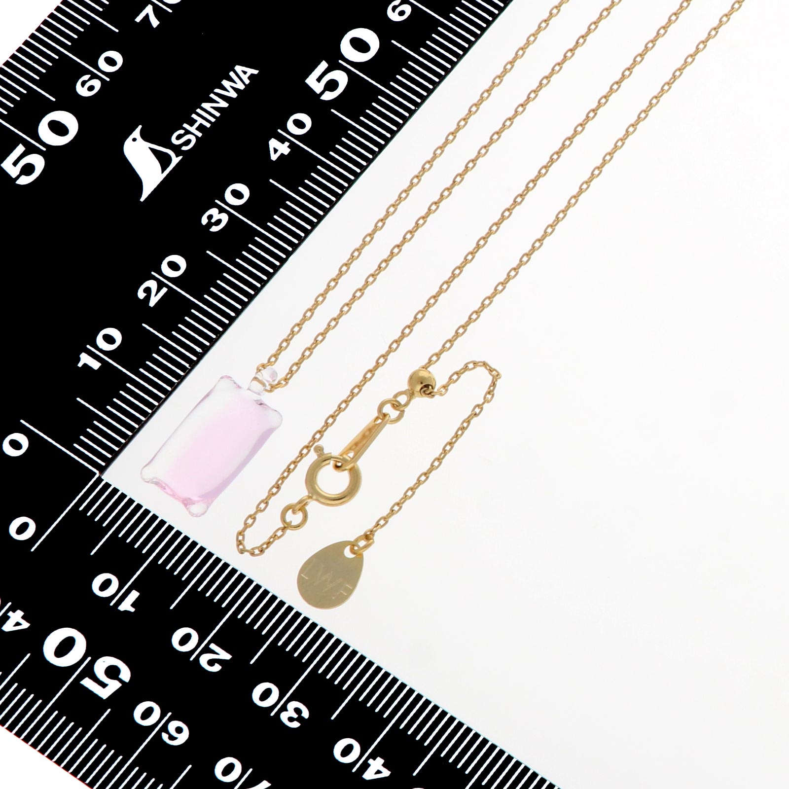 ガラスネックレス