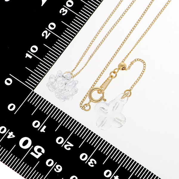 ガラスネックレス