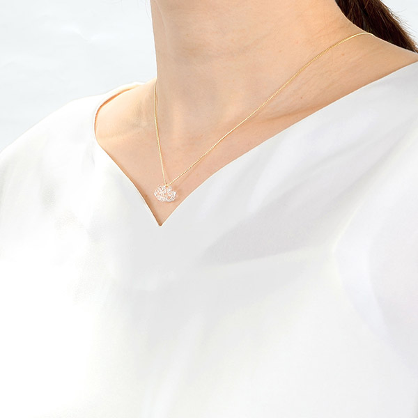 ガラスネックレス