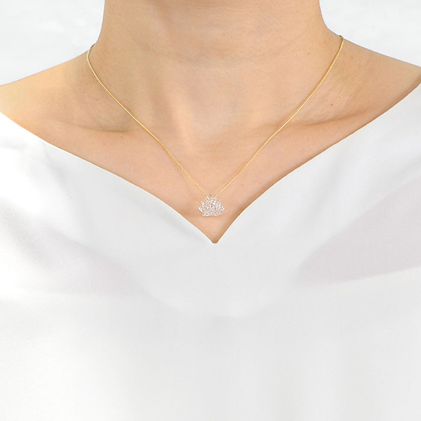 ガラスネックレス