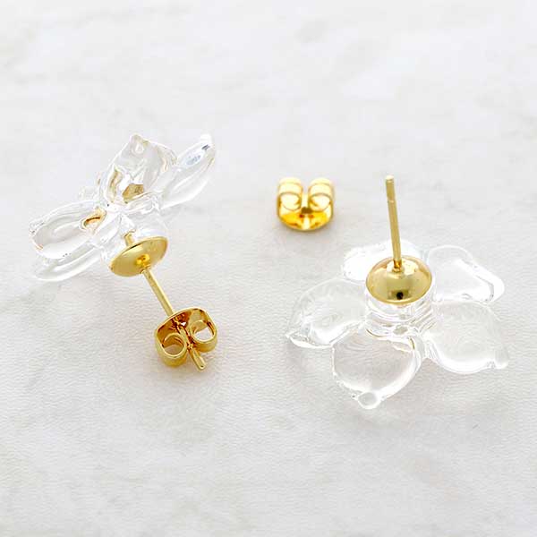 ガラススタッドピアス