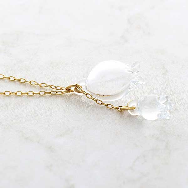 ガラスネックレス