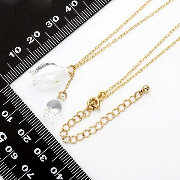 ガラスネックレス