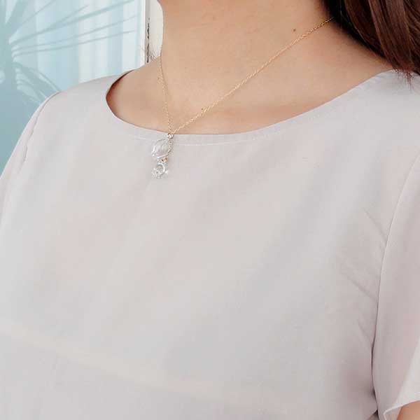 ガラスネックレス