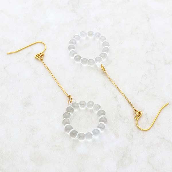 ガラスフックピアス