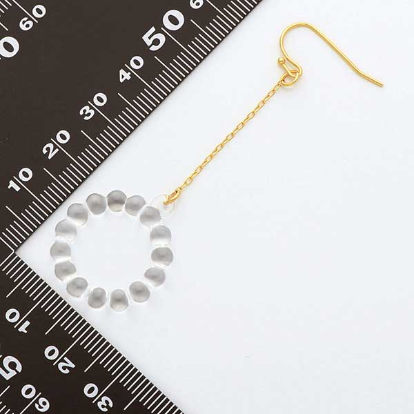 ガラスフックピアス