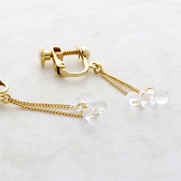 ガラスイヤリング