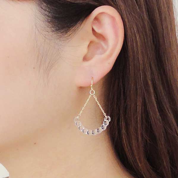ガラスフックピアス